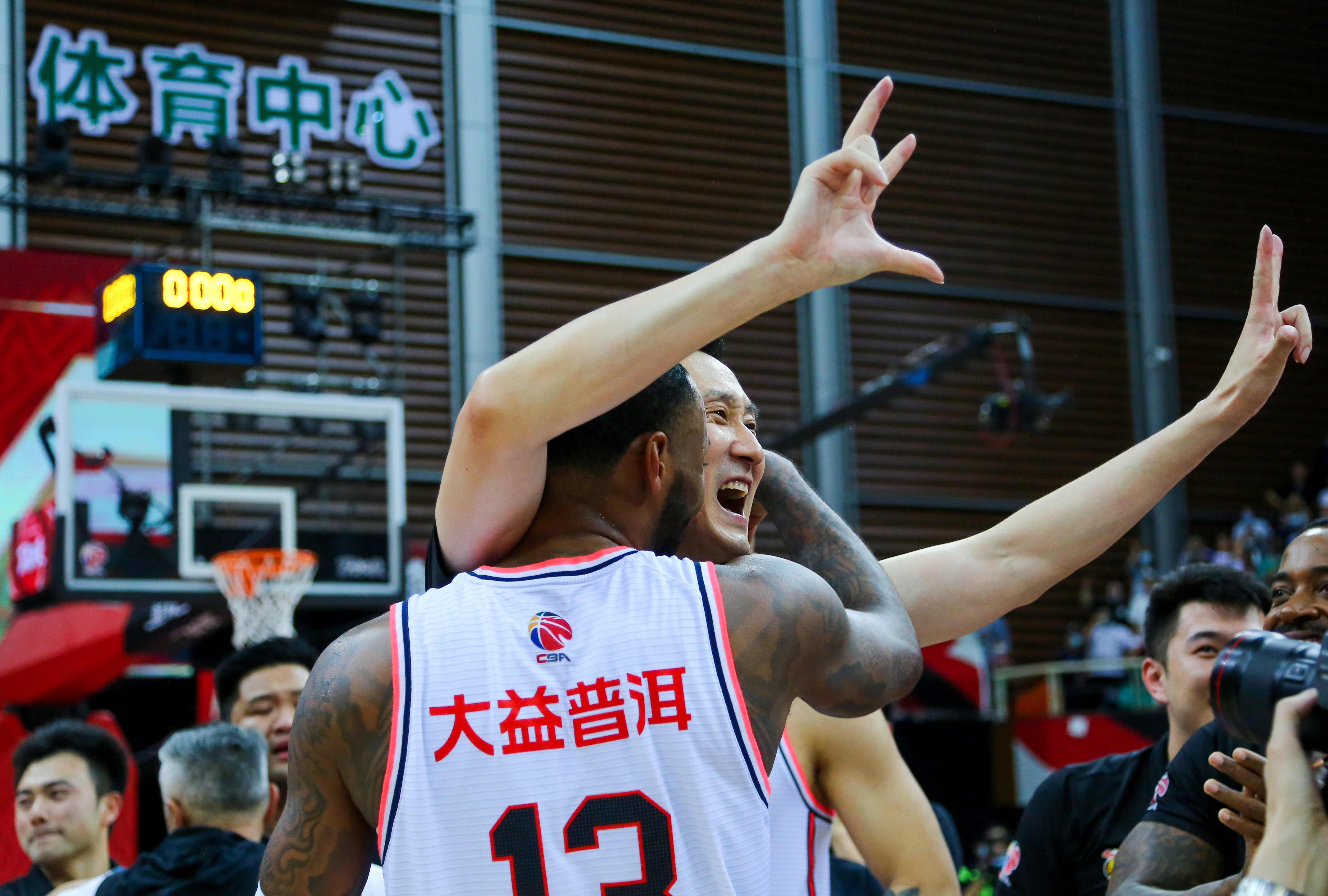 欧超杯今夜走向成谜,深圳男篮完成体检,震撼外界,高层口径保持一致的简单介绍 欧超杯今夜走向成谜,深圳男篮完成体检,震撼外界,高层口径保持一致的简单介绍